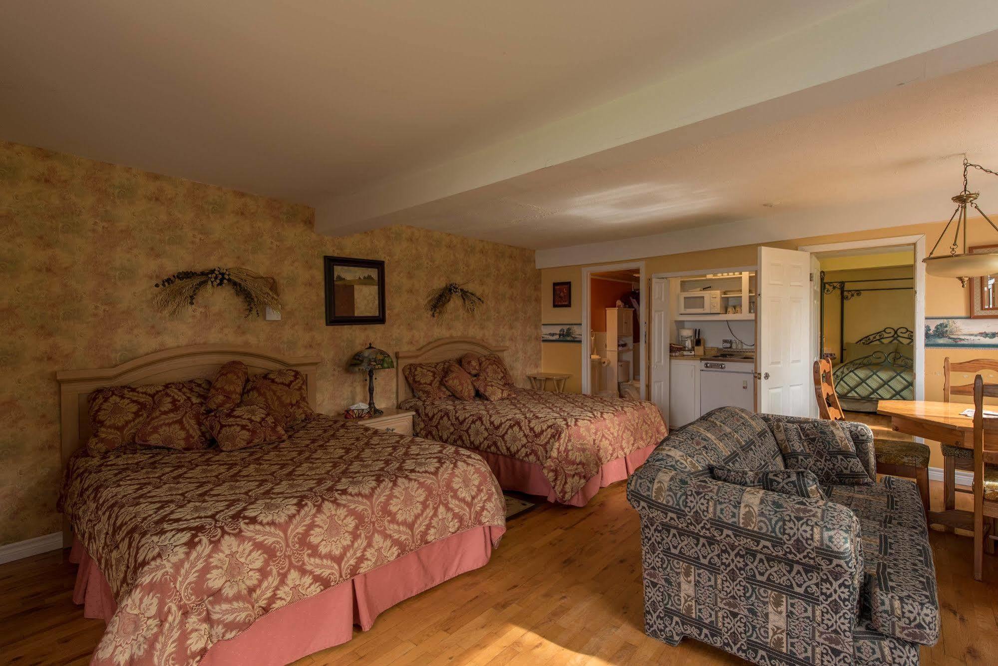 Auberge Villa Bellerive Nominingue Exterior photo