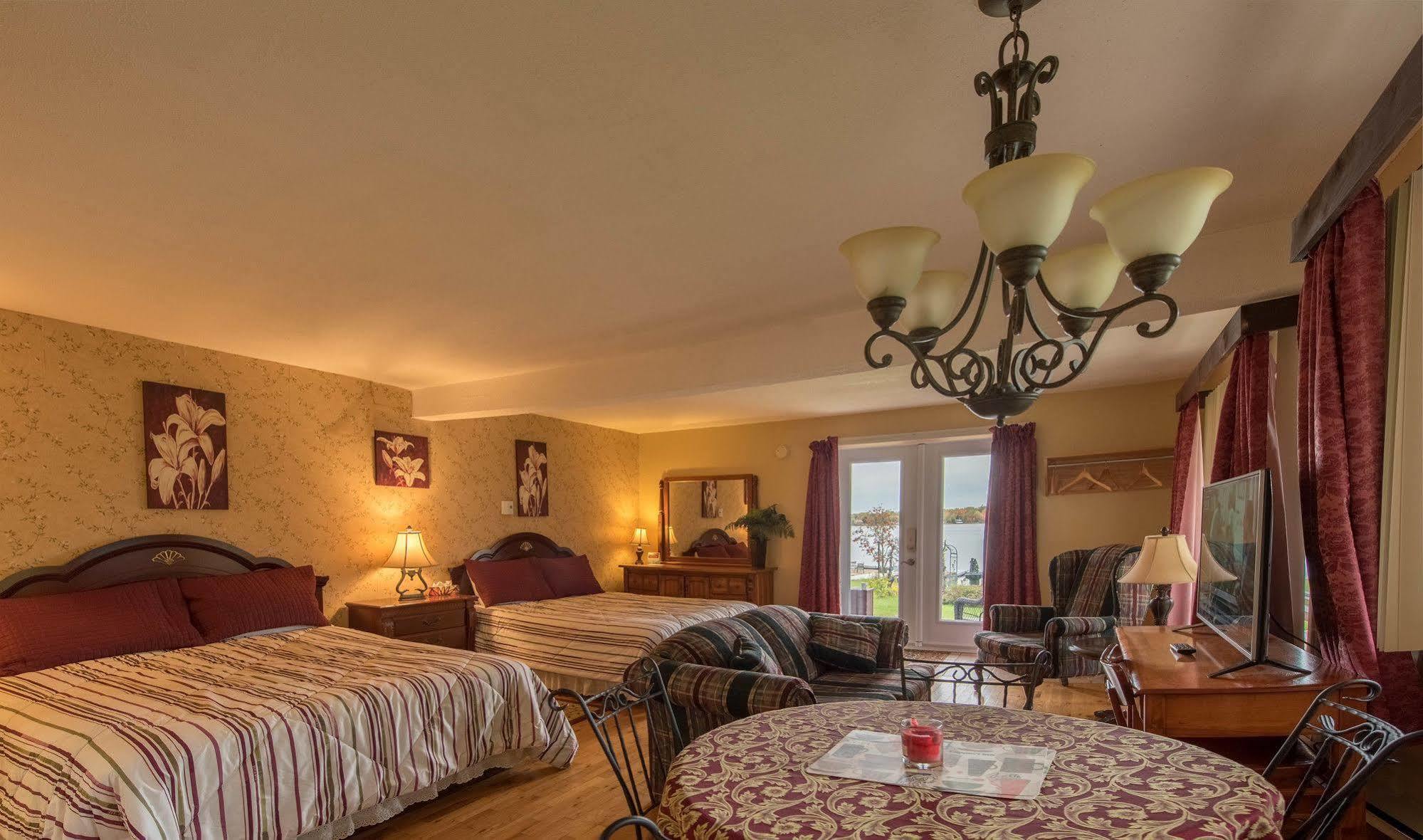 Auberge Villa Bellerive Nominingue Exterior photo